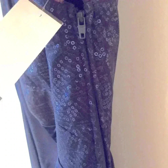 TADASHI SHOJI Sleeveless Gathered Waist Sequined Accent Sheath Dress - Picture 10 of 10